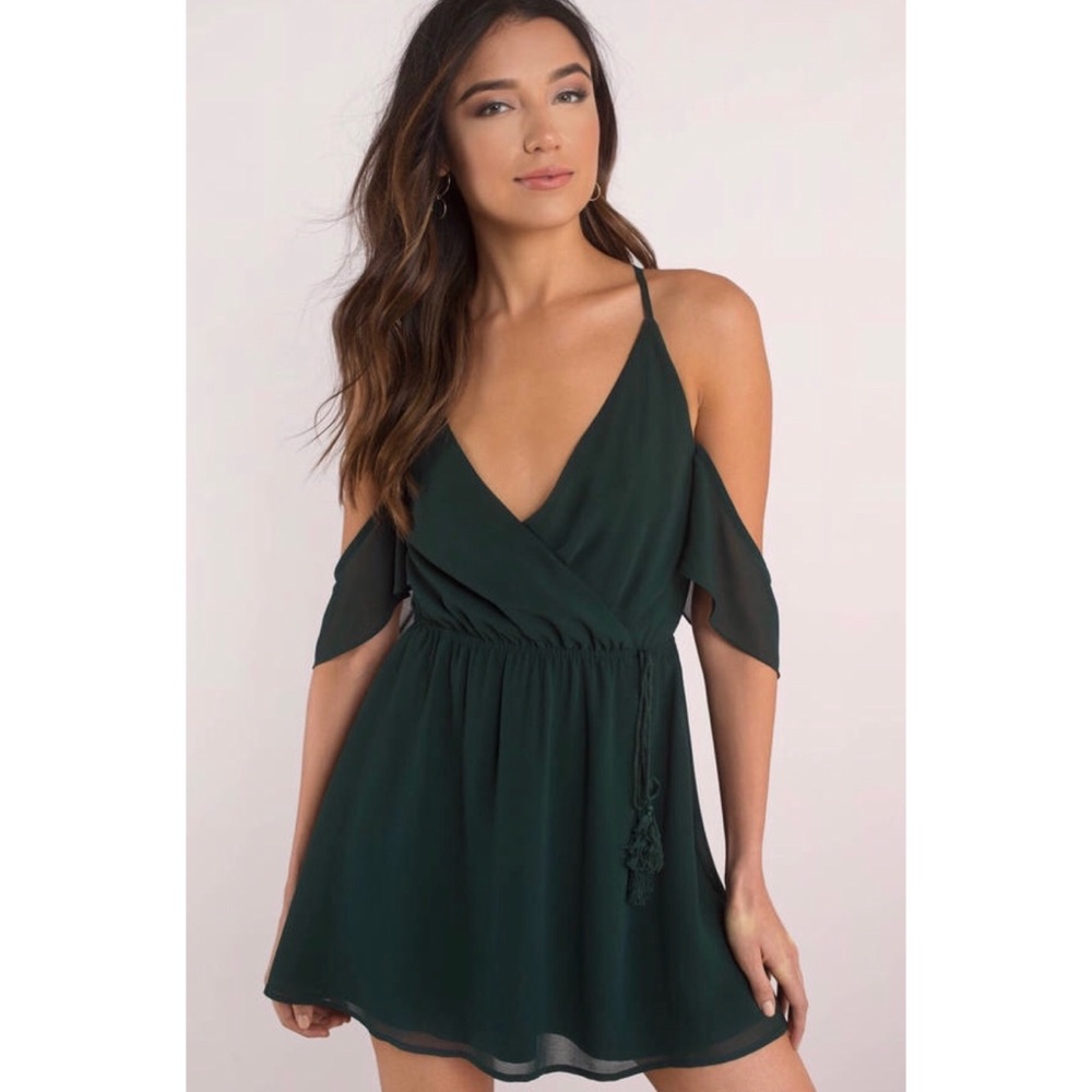 NEW TOBI Reese Green Skater Dress